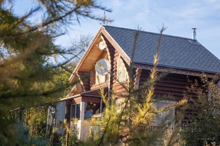 Alt